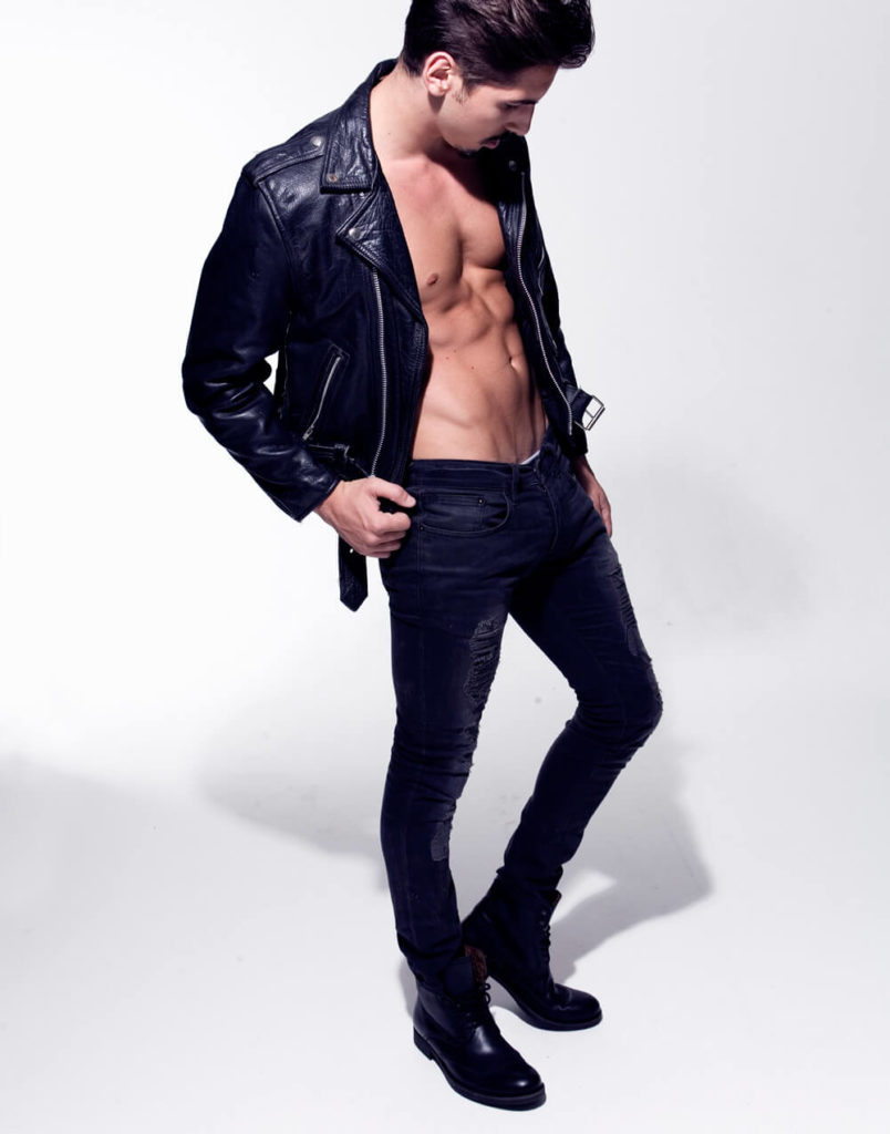 31 Best Male Model Poses For Photoshoot 2018 | Live Enhanced