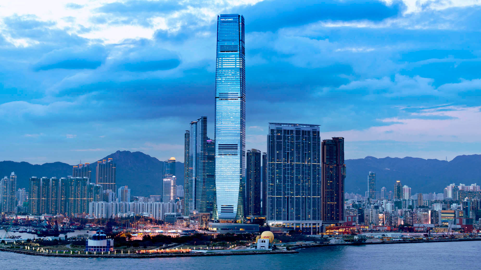 13 Tallest Buidling In The World That Will Leave You Speechless Live
