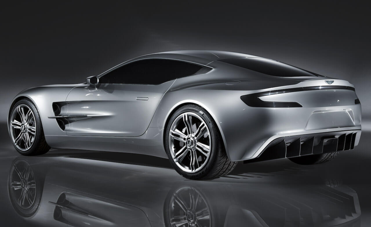 Aston Martin One-77 (220 mph)