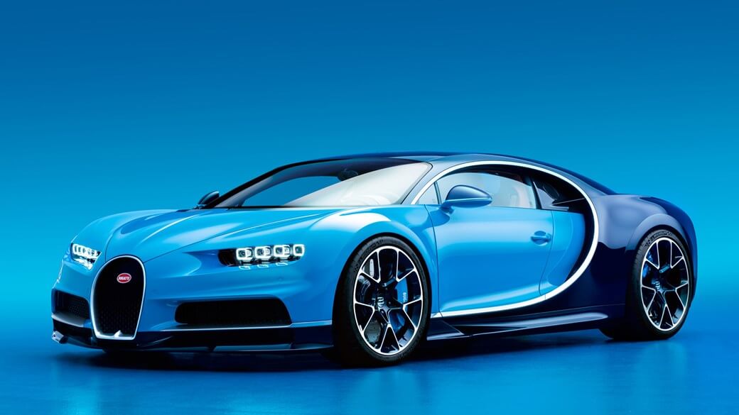 Bugatti Chiron (261+ mph)