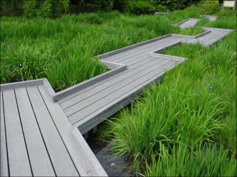 wooden-garden-walkway-large