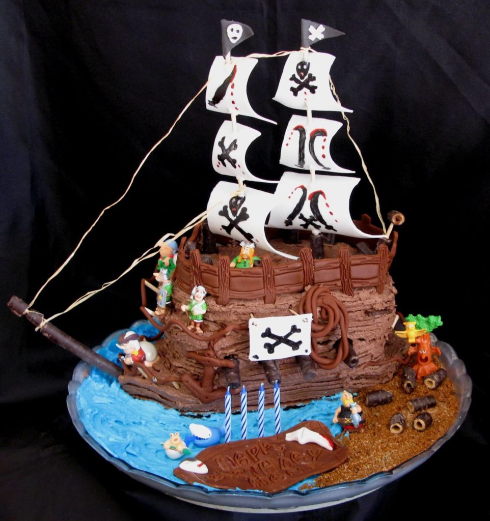 A Pirate Ship Cake