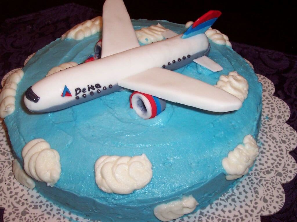 Airplane Birthday Cake