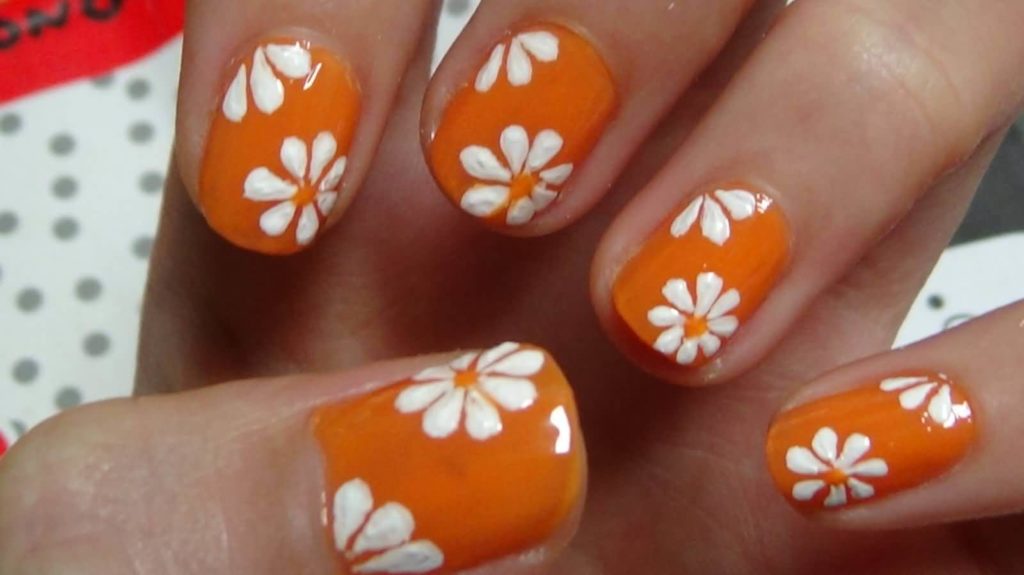 White & Orange Nail Art