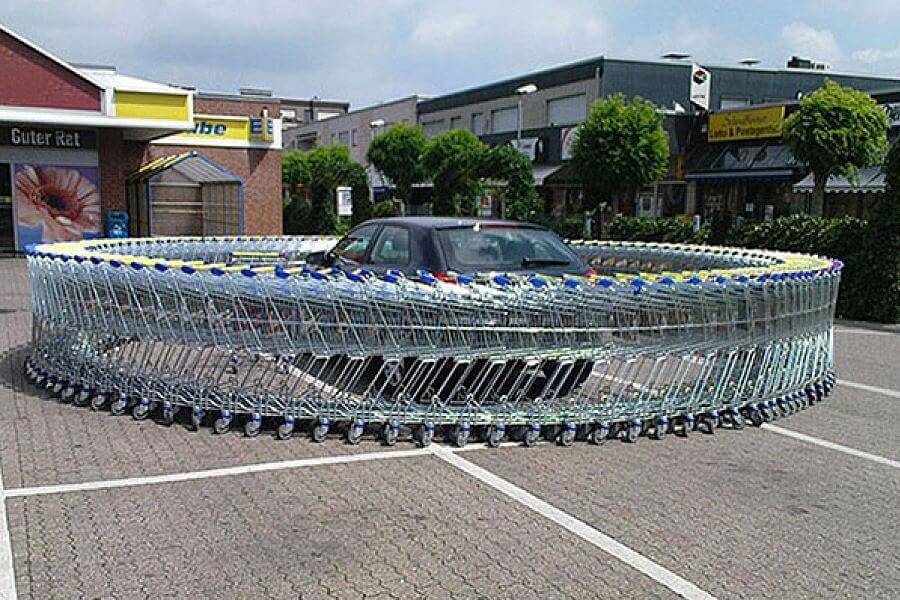 Create an Infinite Loop of Shopping Carts Around Car