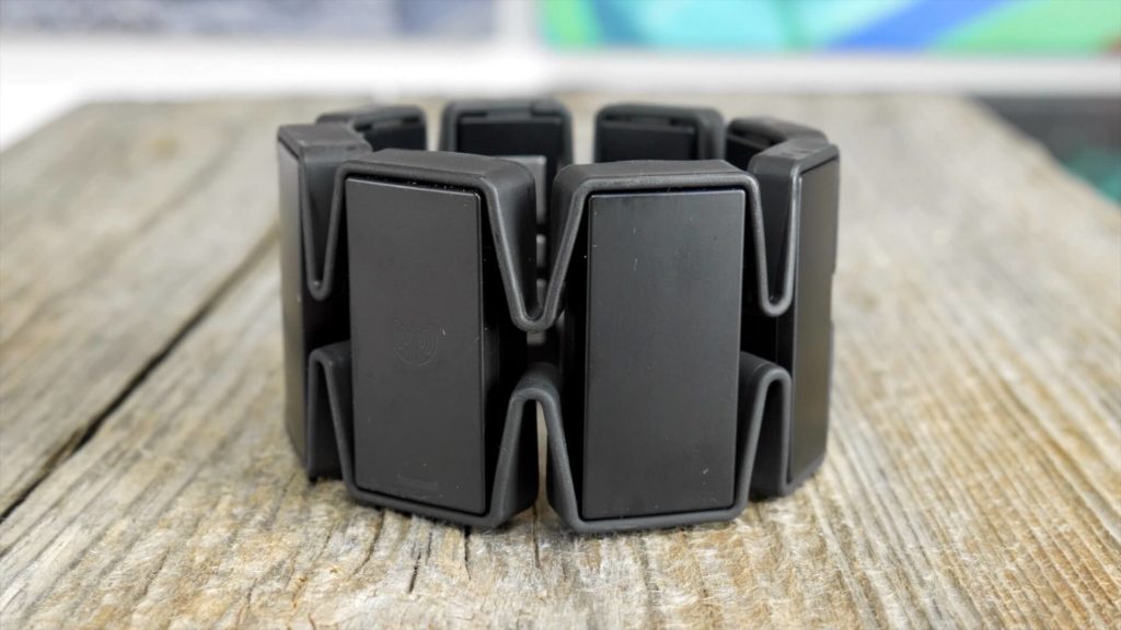 Gesture Control Armband-wearable gadgets 2018