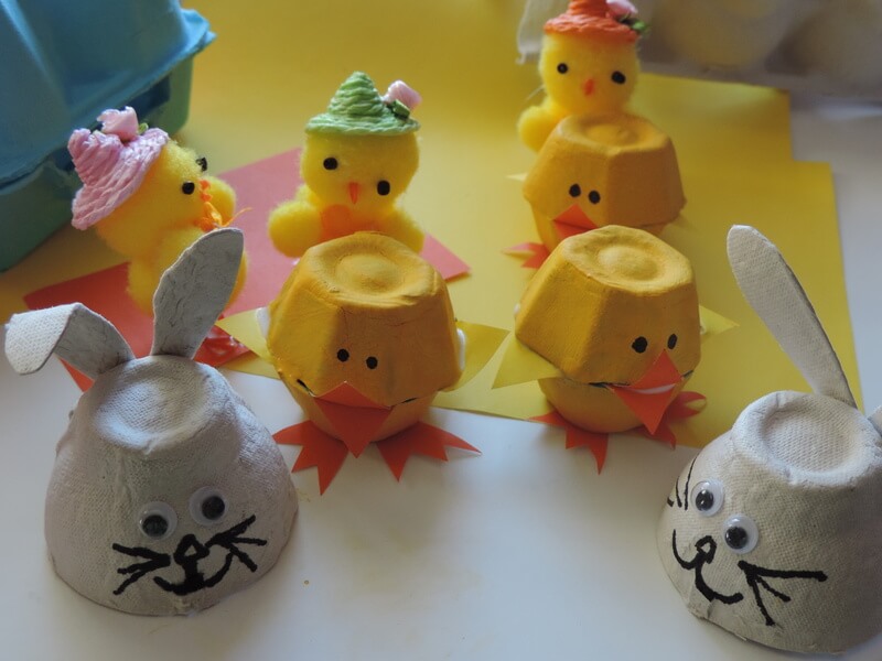 easter crafts Egg Carton Chicks