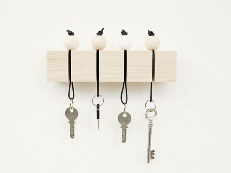 Cute wooden ball diy Key Holder