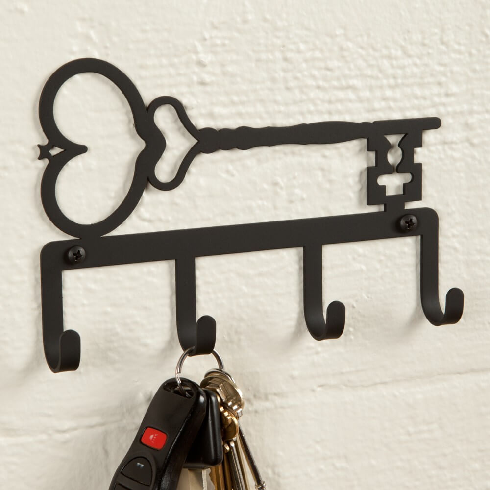 heart shape wooden key rack