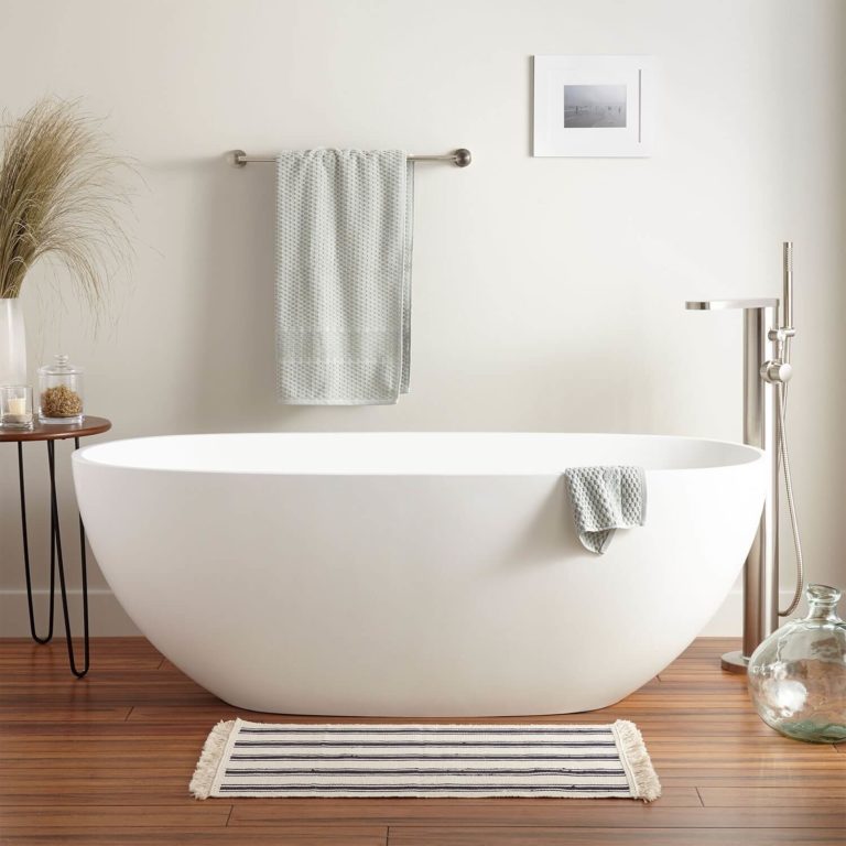 31+ Small Bathroom Tub Ideas With Modern Designs - Live Enhanced