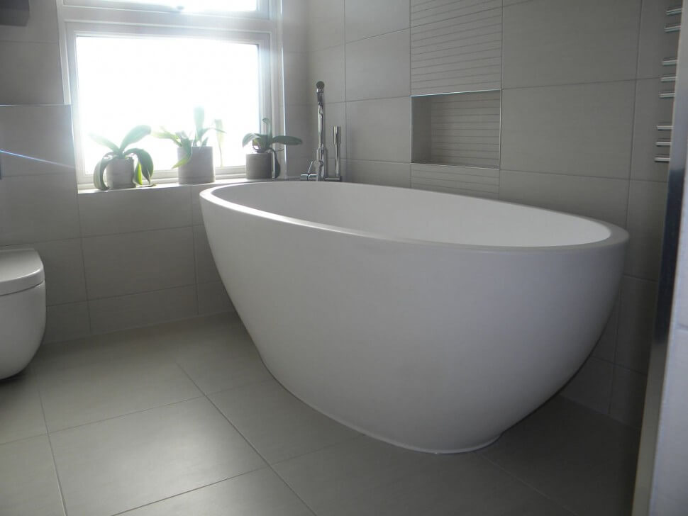 small bathroom tub ideas