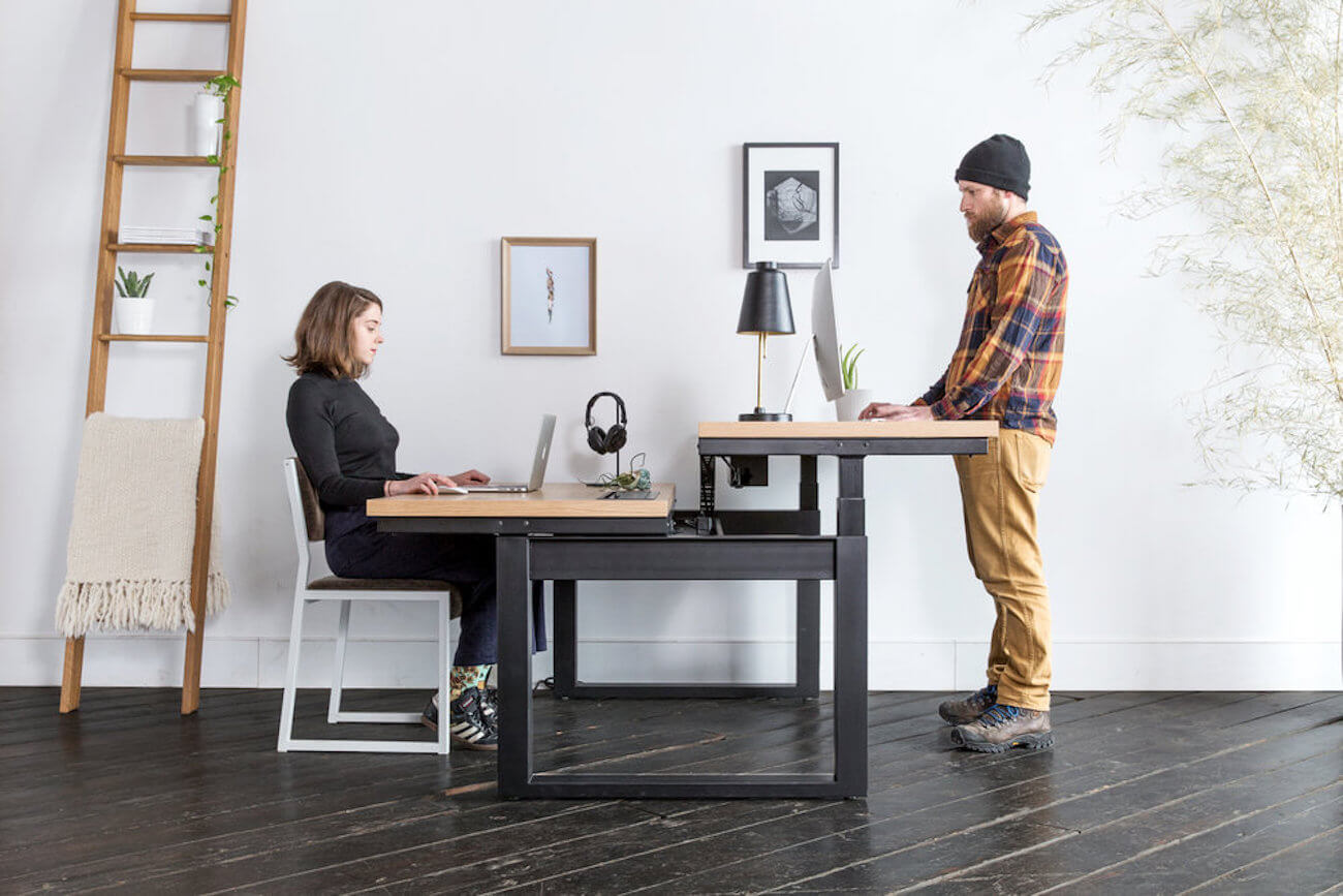 Sit-Stand-Workstation-modern-office