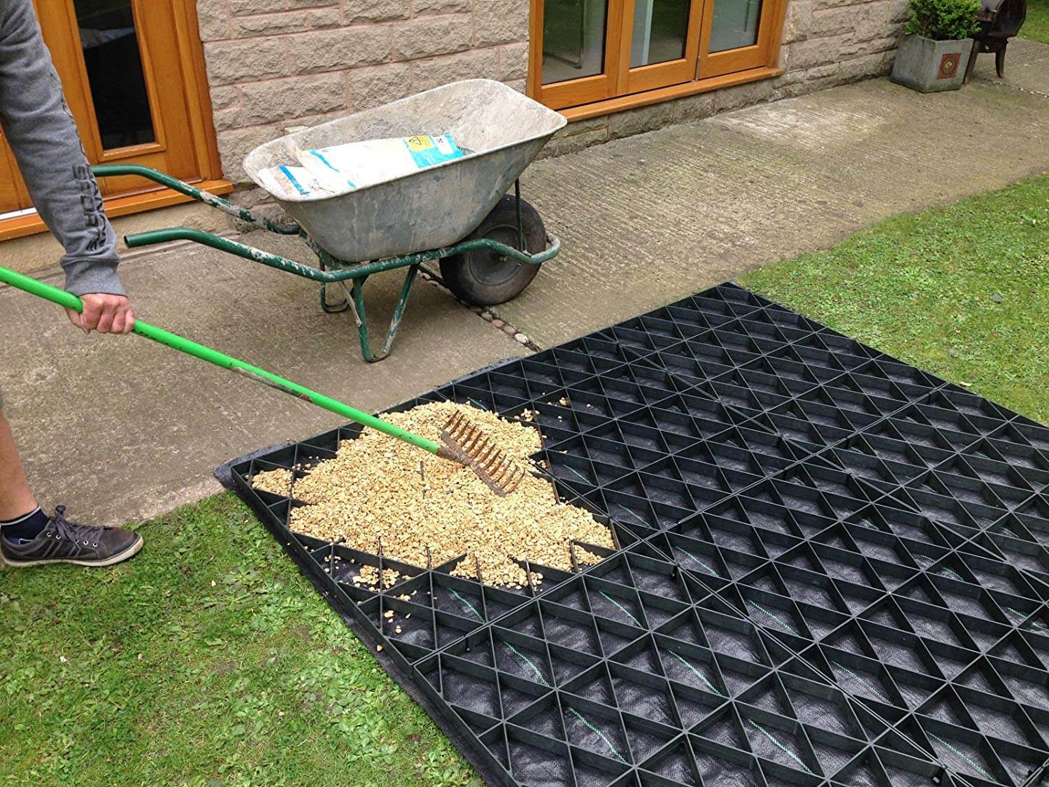 how to build a garden shed onto a wooden shed base with