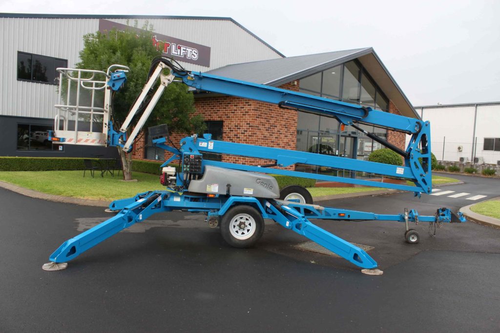 12 Tips for Cherry Picker Operators