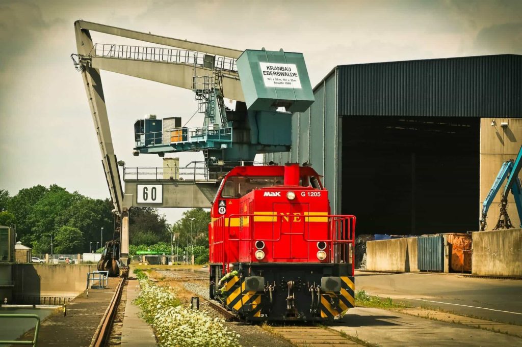 Tips for cherry picker-Avoid Truck Movement