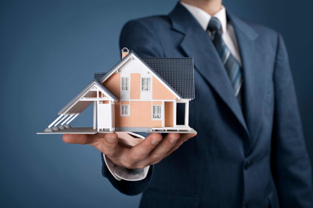 Compare Between The Old & New Ways Of Doing Real-Estate Business - Live ...