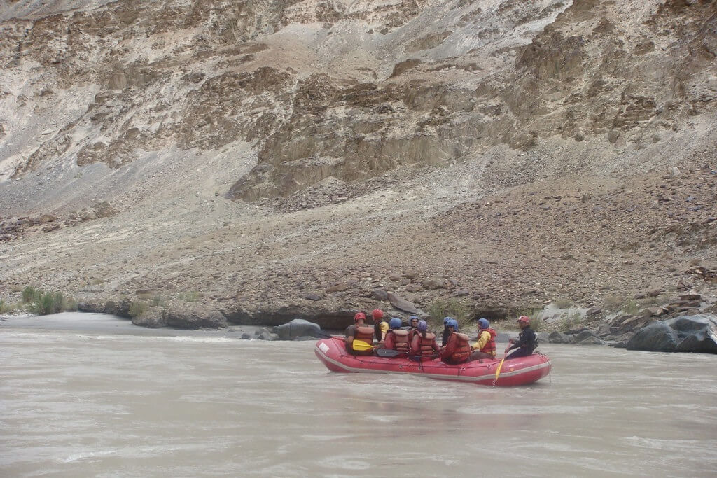 river-rafting-in-indus