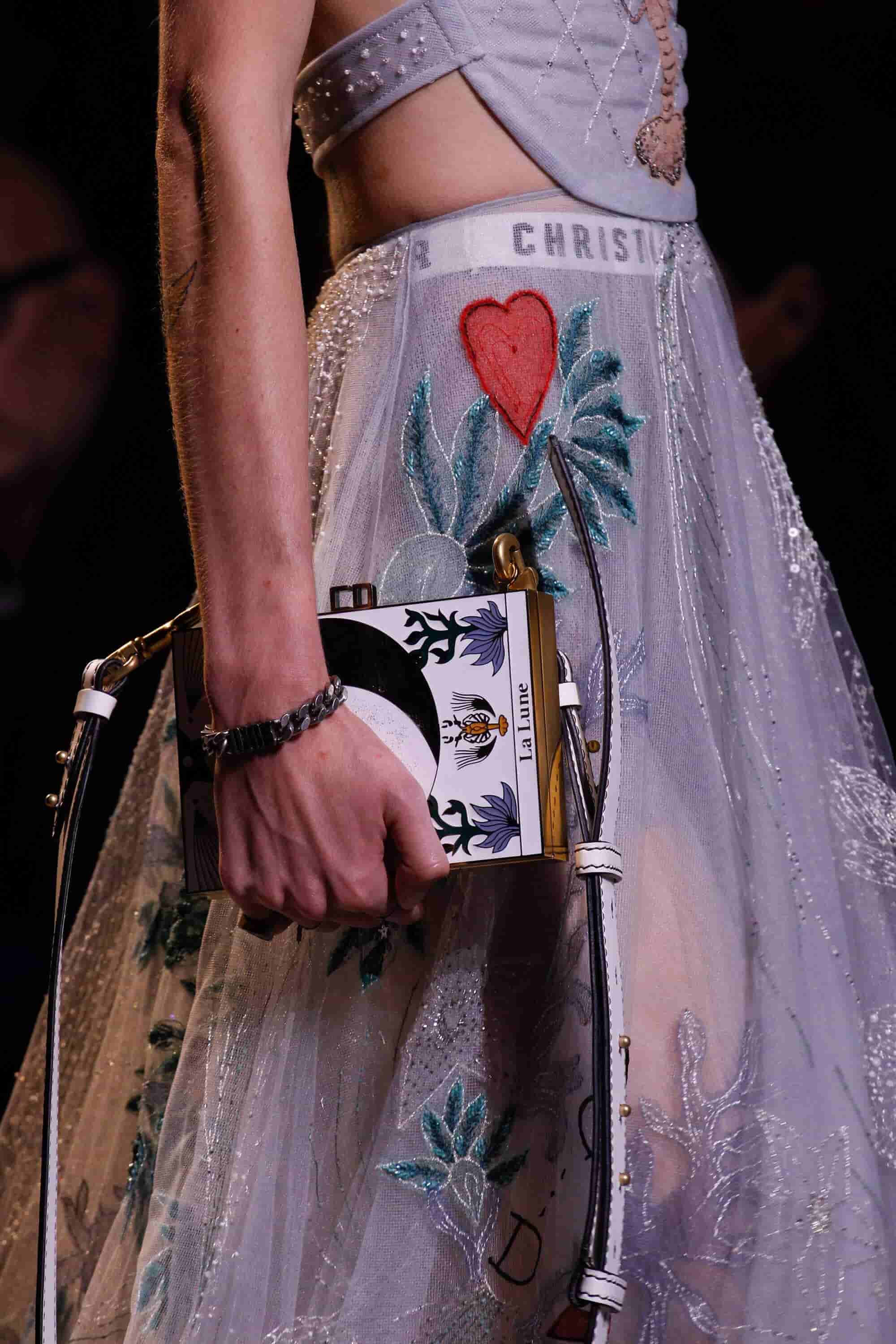 Minaudiere Bag 21