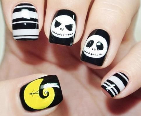 Spooky Halloween Nail Art Designs