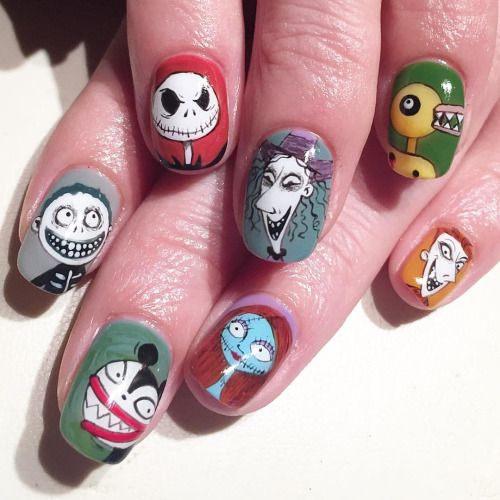 Spooky Halloween Nail Art Designs