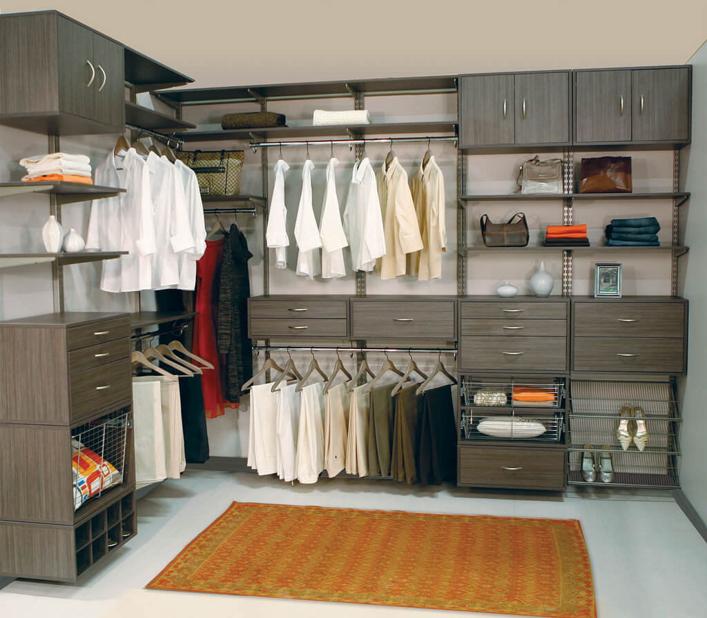 Walk in Closet Designs 