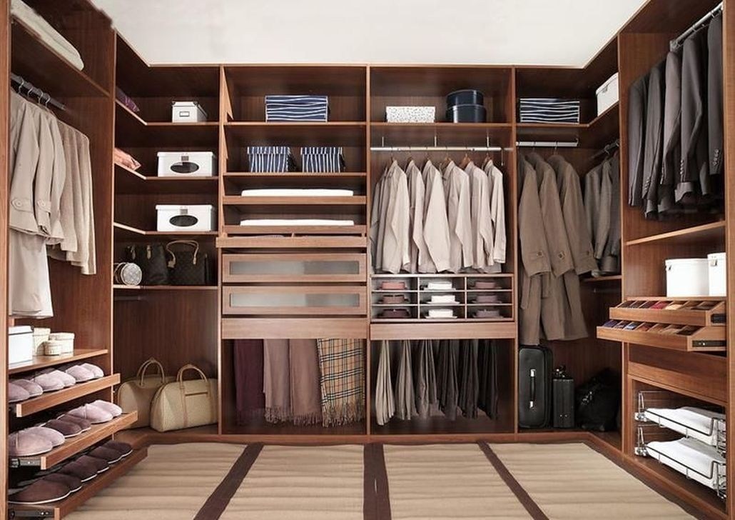 Walk in Closet Designs 