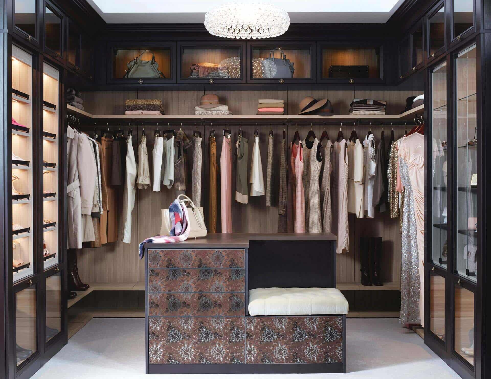 Walk in Closet Designs 