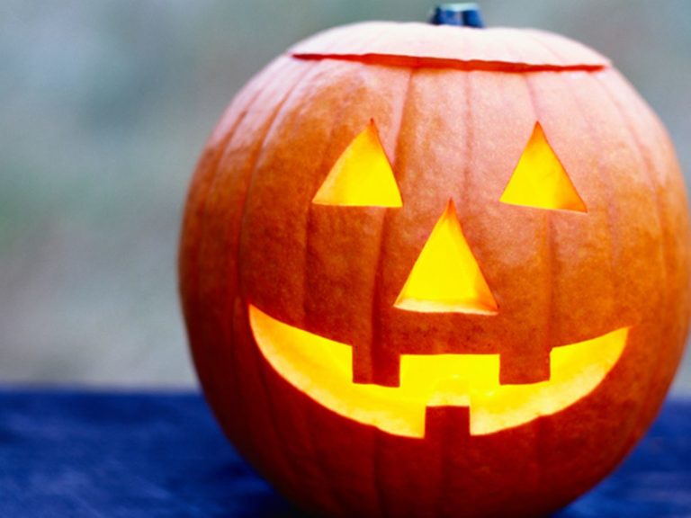 25+ Cute Pumpkin Ideas - Jack O Lantern Designs - Live Enhanced