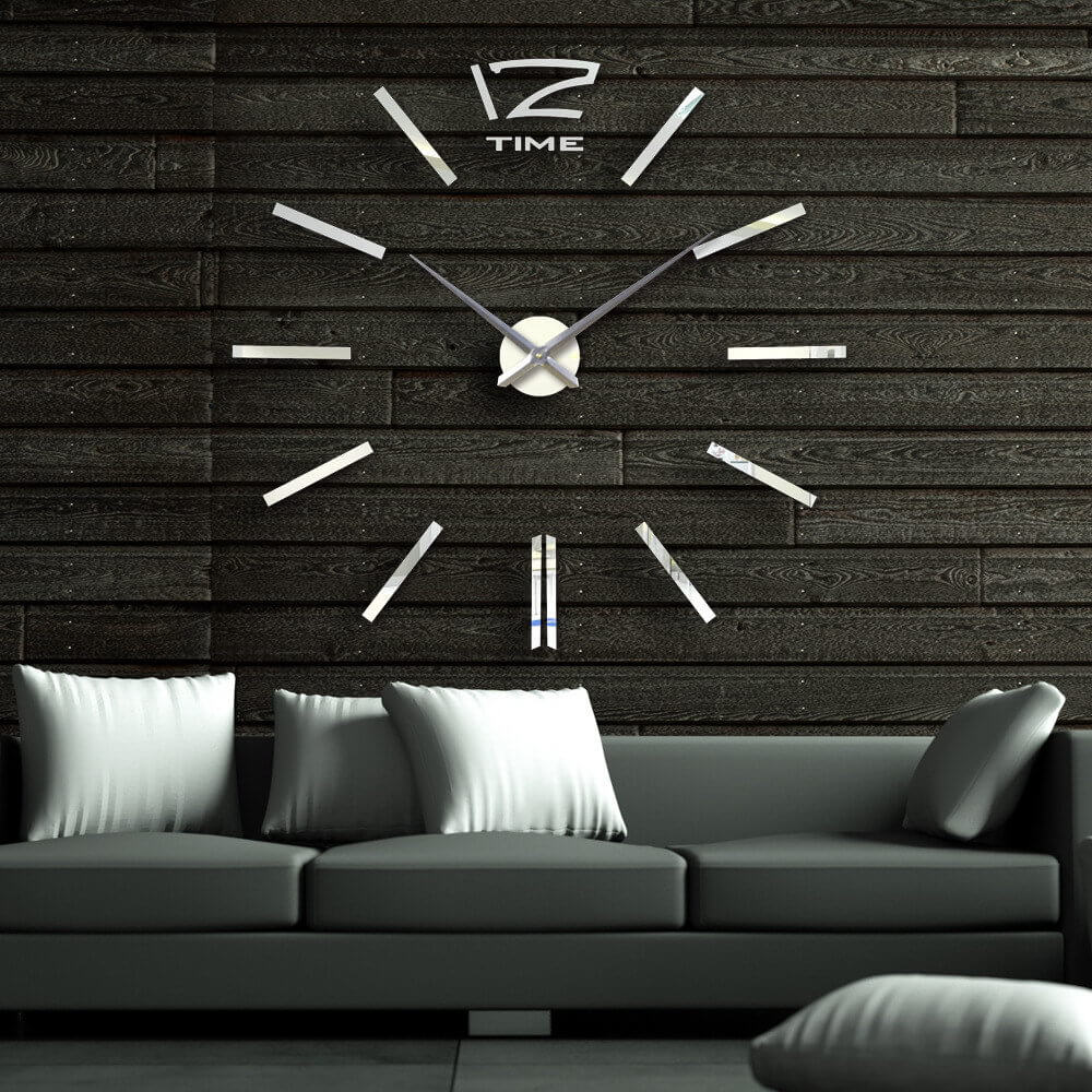 Wall clock 11