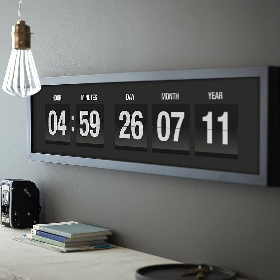 Wall clock 14