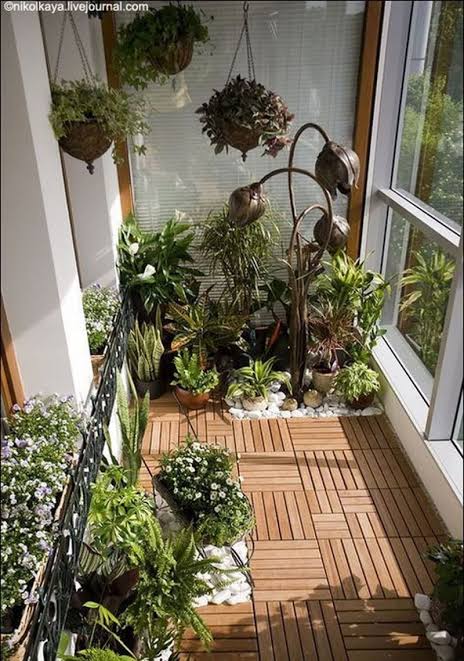 small balcony designs 2