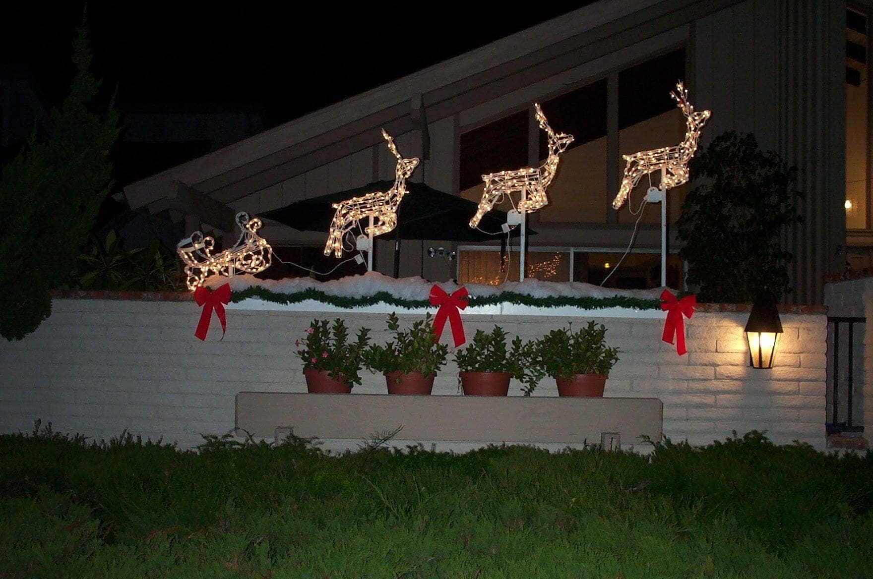 Outdoor Decoration of Lighted Reindeer Running towards Sky Ideas for Christmas