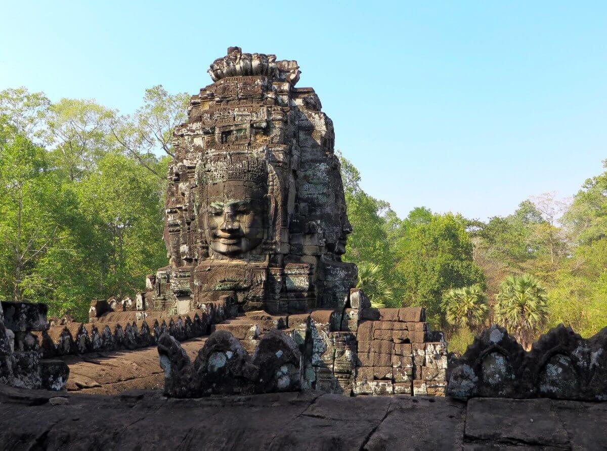 Exploring ruins of the ancient Khmer temple