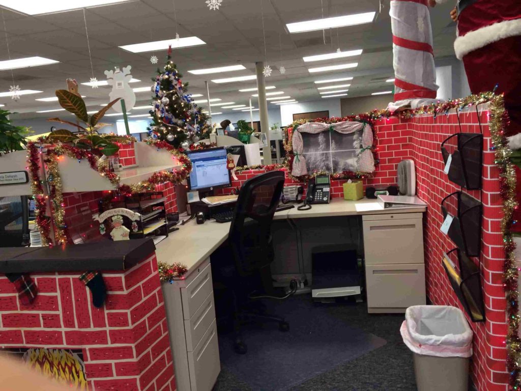Most Beautiful Office Decoration Ideas for Christmas Live Enhanced