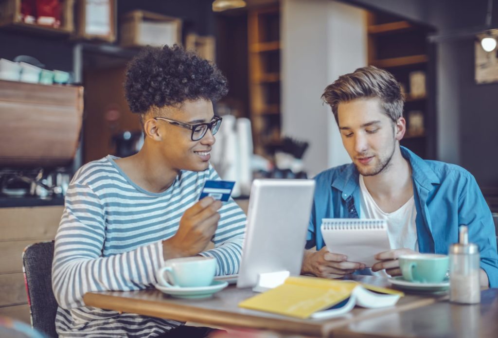 Tips To Have a Great First Spring Break in College - Live Enhanced