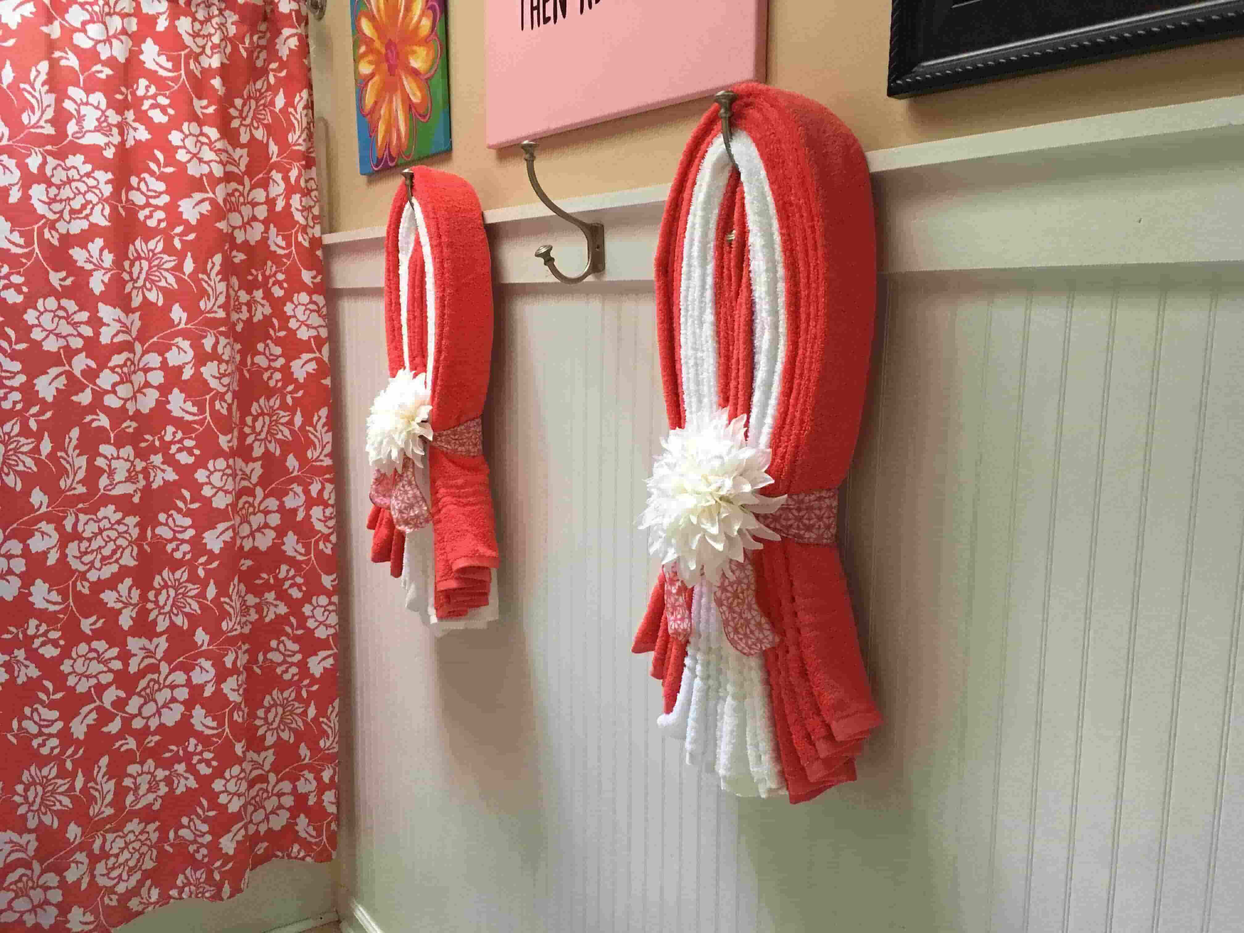 Exclusive DIY Bathroom Towel Decoration Ideas - Live Enhanced