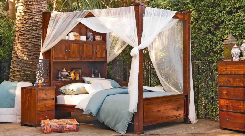 Canopy four poster Bed