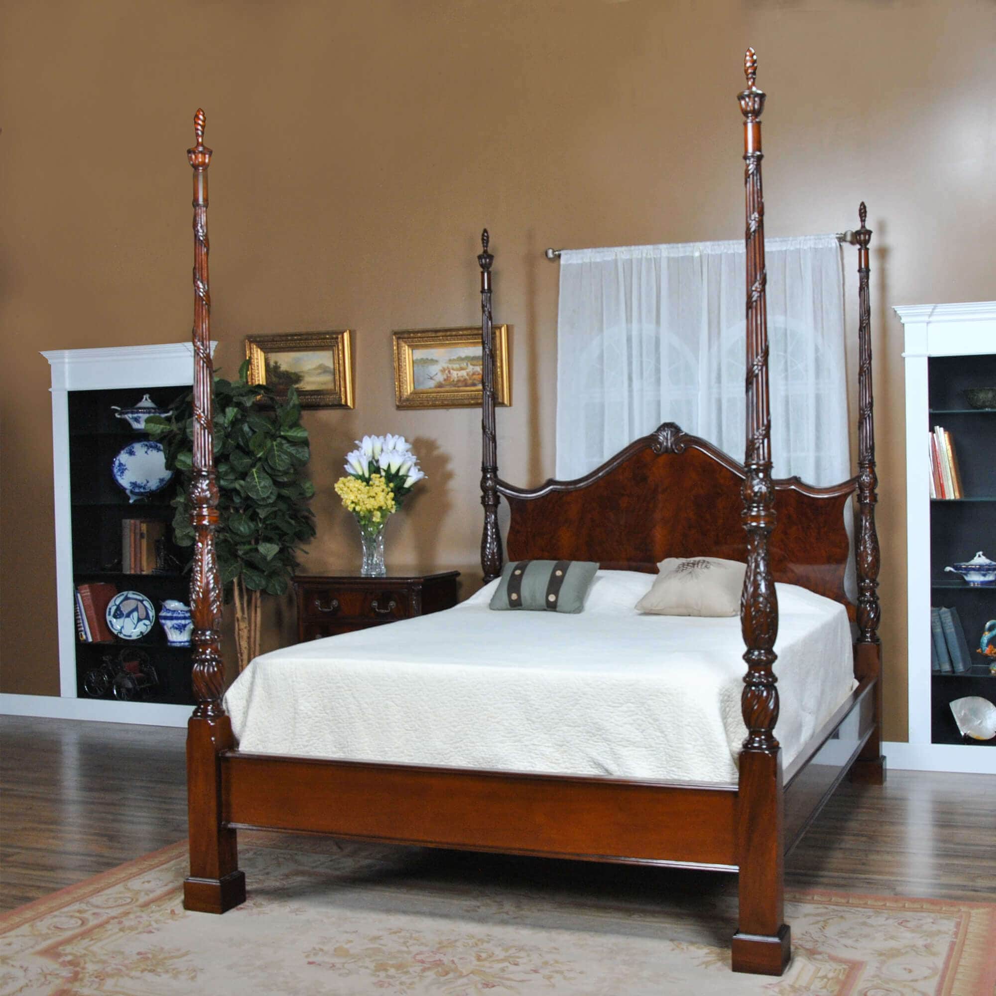 Canopy four poster Bed