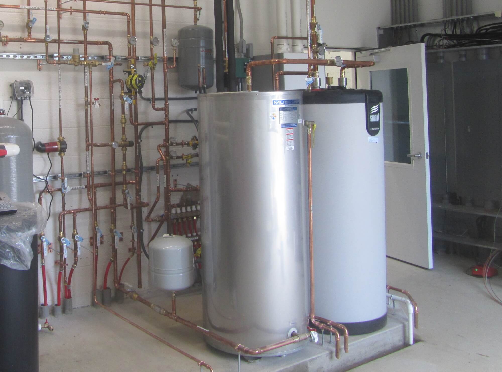 Tankless And Traditional Water Heater