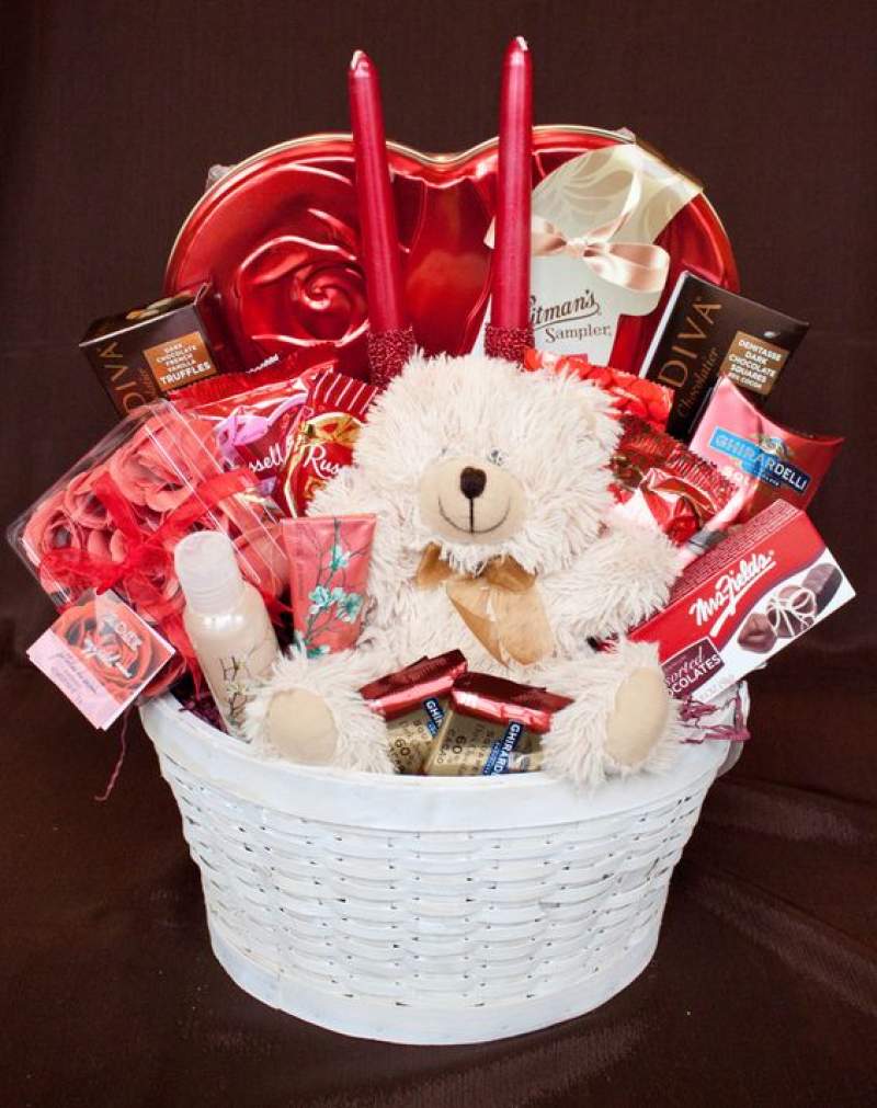 Valentine's Day Gift Basket