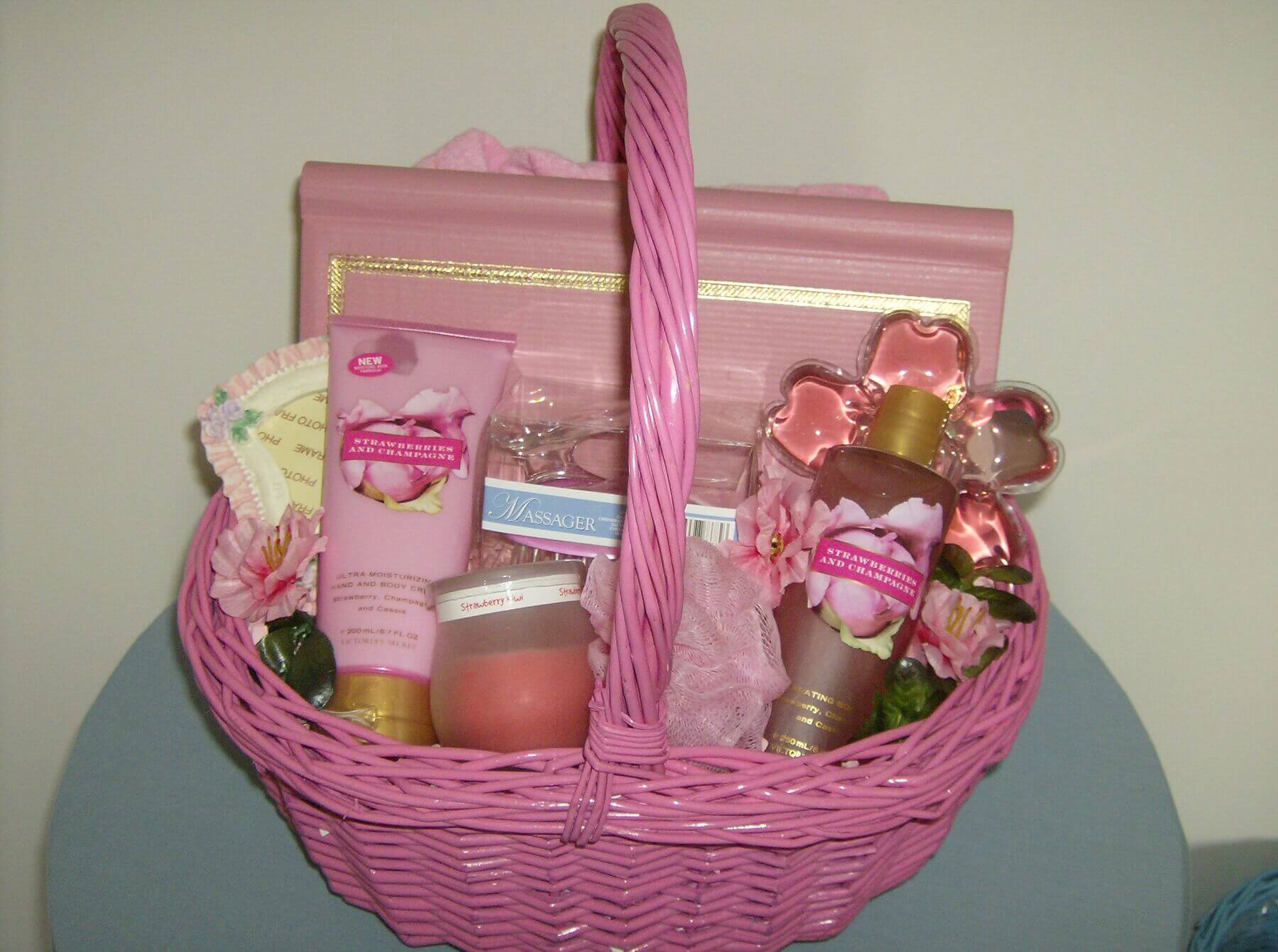 Best Valentine's Day Gift Baskets, Boxes & Gift Sets Ideas