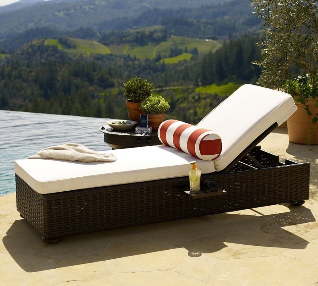 Chaise Lounge Sofas 