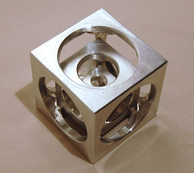 Metal Turner's Cube