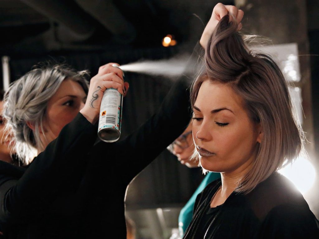 Can Dry Shampoo Cause Hair Loss? Live Enhanced