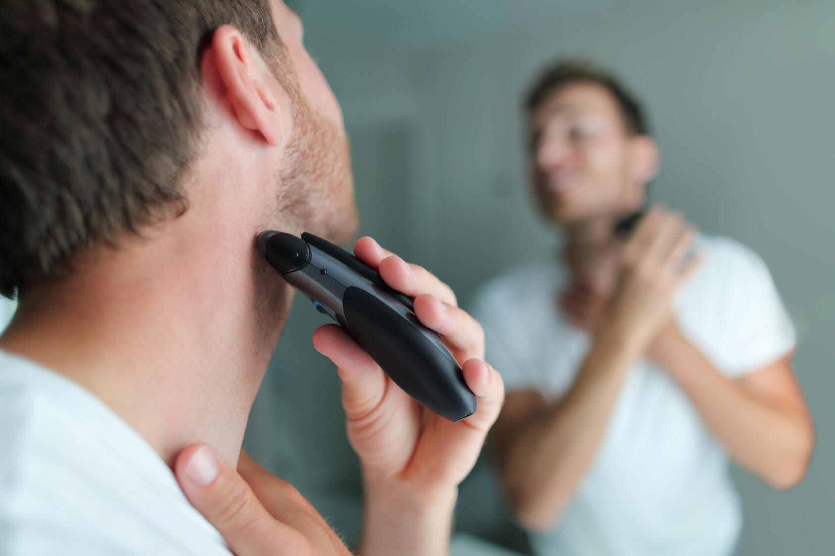 skin fade with beard trimmer