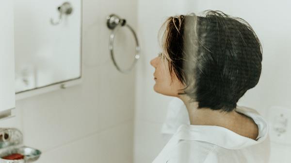 bathroom meditation