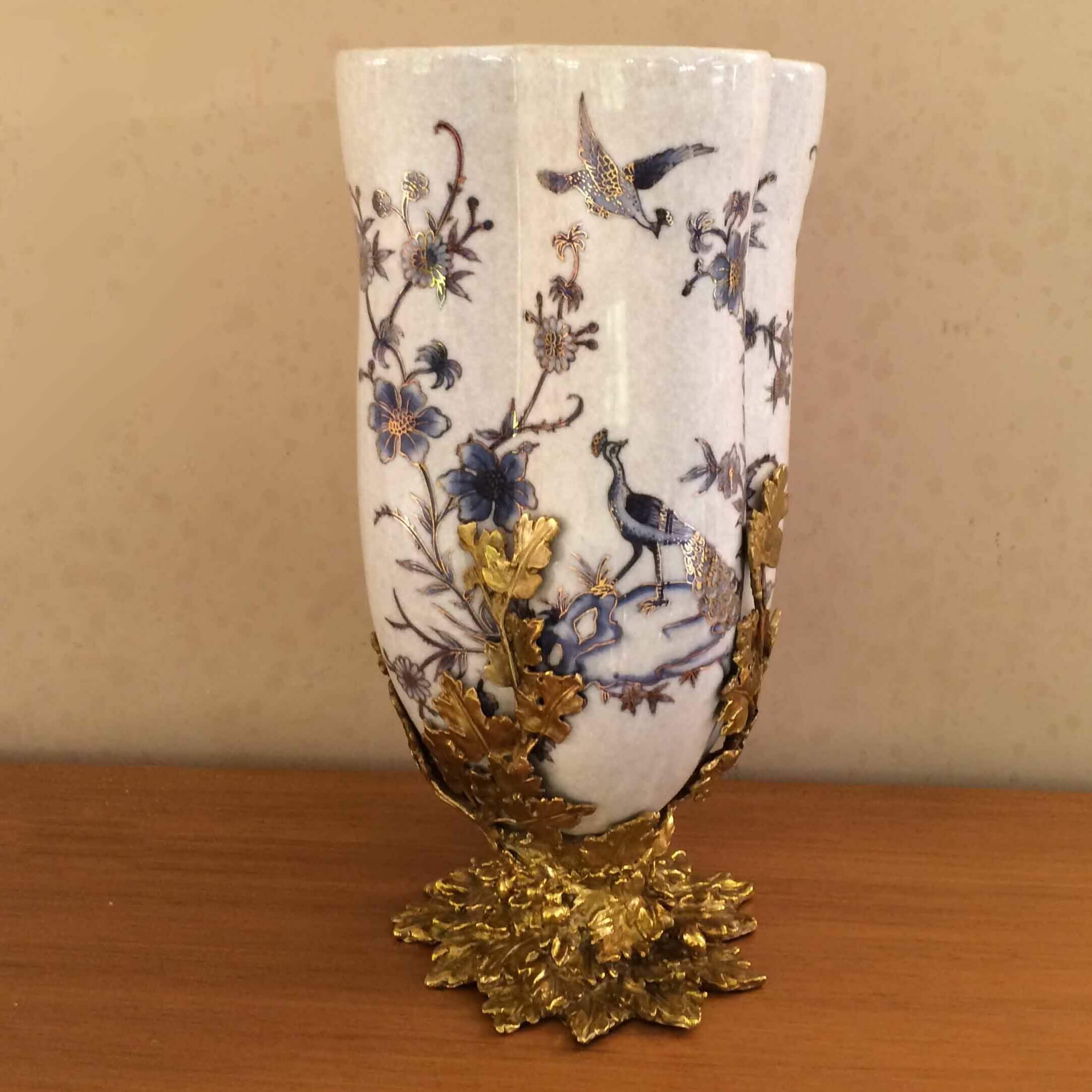 decorative flower vase