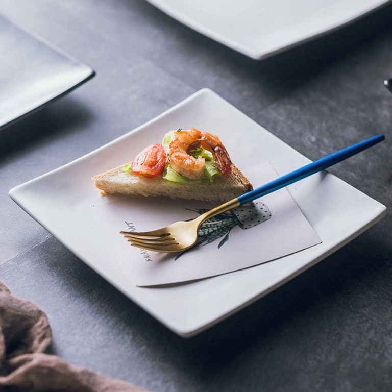 Arrange Dinner Parties at Home in This Quarantined Time Live Enhanced