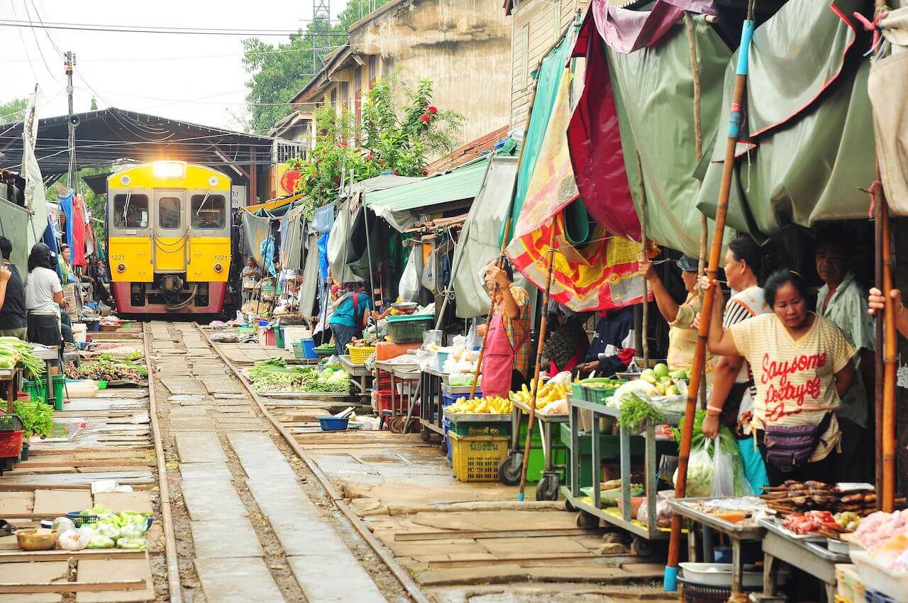 Maeklong Railway Market