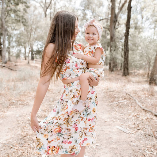 mother and daughter fashion trend